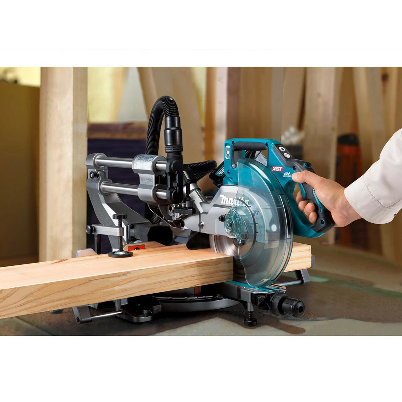 Makita LS003GZ01 40V Max BL XGT Slide Compound Mitre Saw (Body Only) - Image 5
